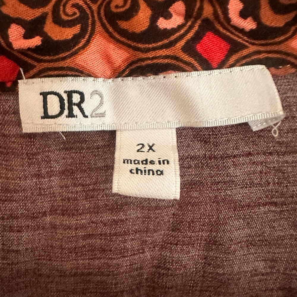 DR2 Multicolor Patterned Top - Picture 4 of 7